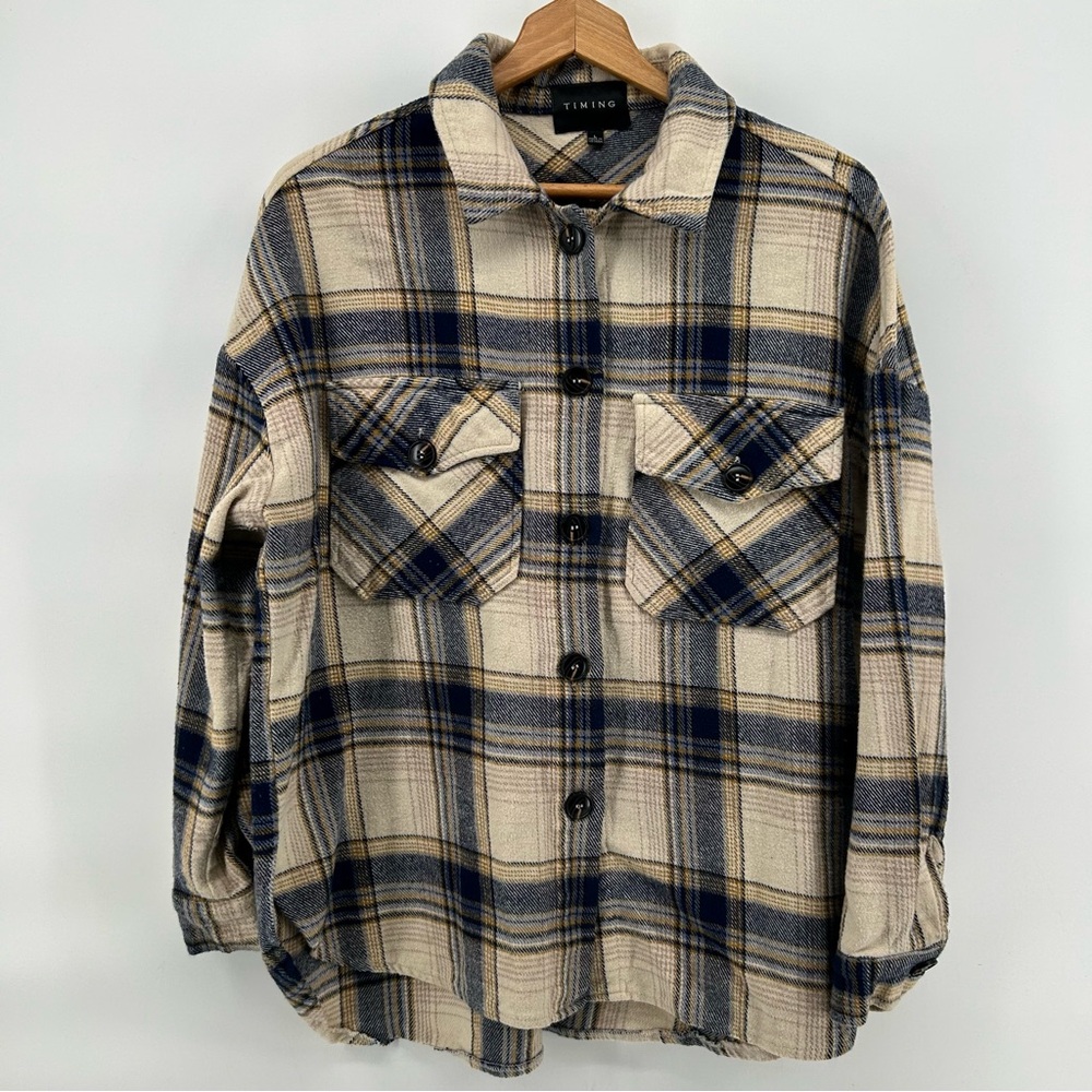 Timing Women's Flannel Shacket Size L Button Closure Cream Blue Plaid Camp